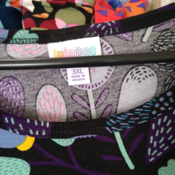 3XL Julia - Picture 2 of 2